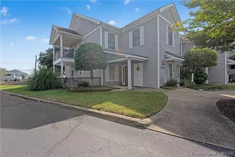 1026 High Dunes #101, Hampton, VA 23664 photo 4