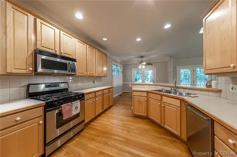 113 Wetherburn Ln, Williamsburg, VA 23188 photo 12