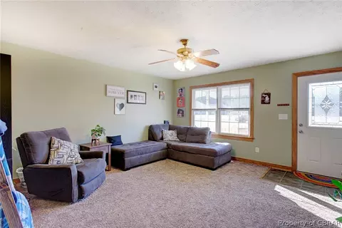 11771 Harcum Rd, Gloucester, VA 23061 photo 7