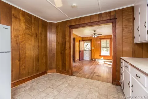 6238 Burleigh Rd, Gloucester, VA 23061 photo 8