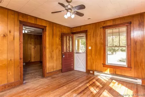 6238 Burleigh Rd, Gloucester, VA 23061 photo 5