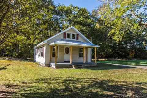 6238 Burleigh Rd, Gloucester, VA 23061 photo 3