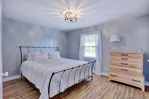 468 Gloucester Rd, Saluda, VA 23149 photo 13