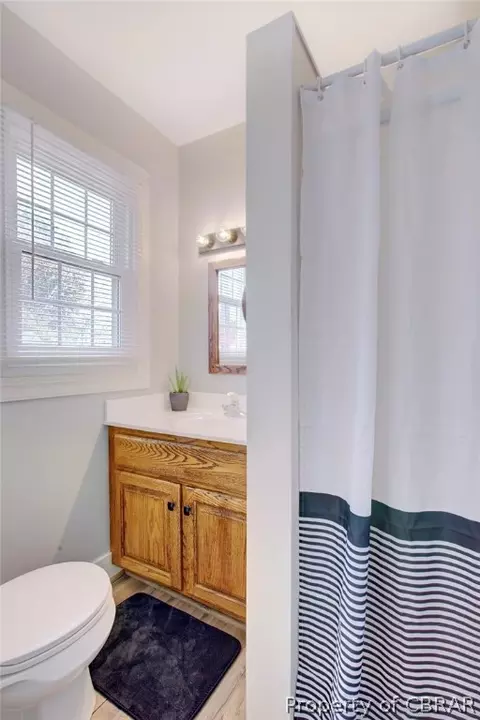468 Gloucester Rd, Saluda, VA 23149 photo 20