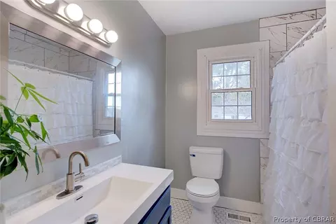 468 Gloucester Rd, Saluda, VA 23149 photo 15