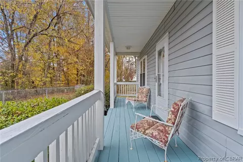 8935 Marlfield Rd, Gloucester, VA 23061 photo 6