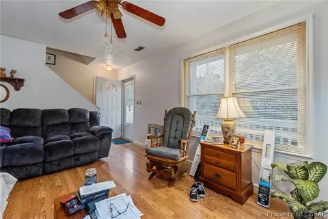 8935 Marlfield Rd, Gloucester, VA 23061 photo 9