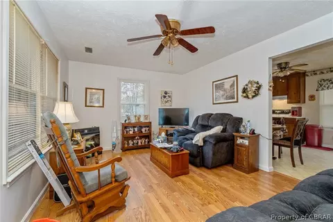 8935 Marlfield Rd, Gloucester, VA 23061 photo 7