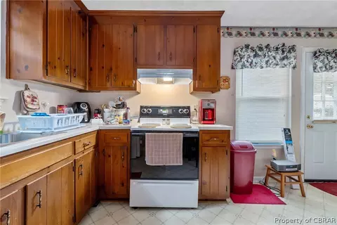 8935 Marlfield Rd, Gloucester, VA 23061 photo 12