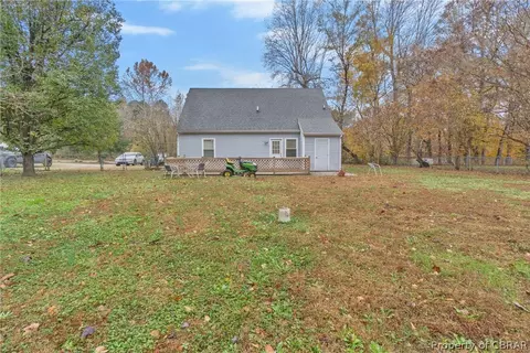 8935 Marlfield Rd, Gloucester, VA 23061 photo 28