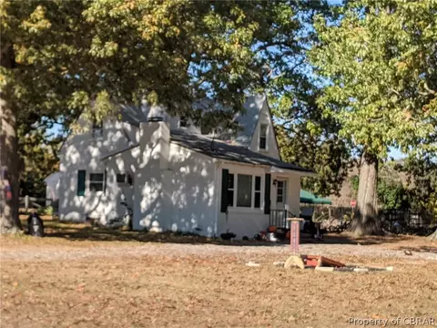 7613 Thomas Nelson Rd, Gloucester Point, VA 23062 photo 1