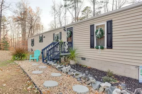 9011 Days End Ln, Gloucester, VA 23061 photo 11