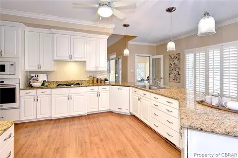 108 Addingtons, Williamsburg, VA 23188 photo 11