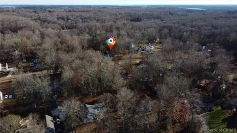 8198 Hamilton Dr, Gloucester, VA 23061 photo 34