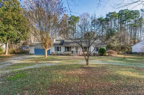 4393 Teal Cir, Gloucester, VA 23061 photo 4