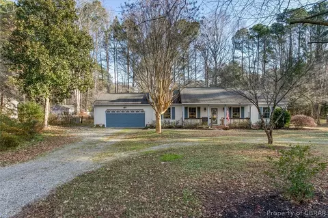 4393 Teal Cir, Gloucester, VA 23061 photo 1