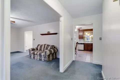 4393 Teal Cir, Gloucester, VA 23061 photo 7
