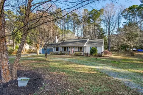 4393 Teal Cir, Gloucester, VA 23061 photo 3