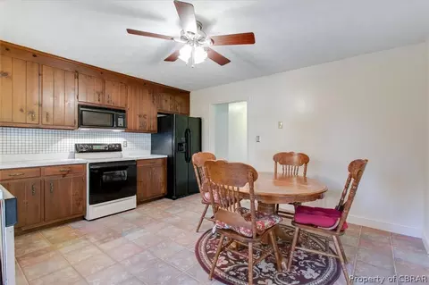 4393 Teal Cir, Gloucester, VA 23061 photo 14