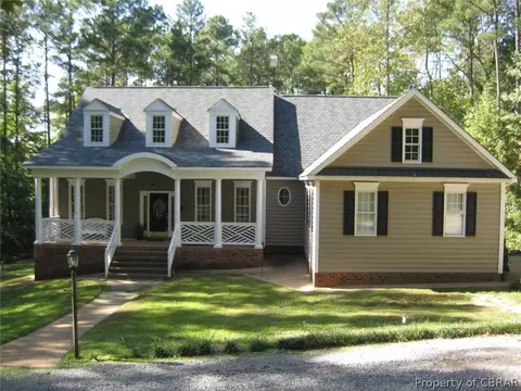 11678 River Crest Dr, Gloucester, VA 23061 photo 2