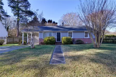 116 Wickre St, Williamsburg, VA 23185 photo 1