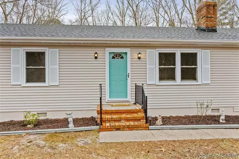 7757 Ark Rd, Gloucester, VA 23061 photo 2