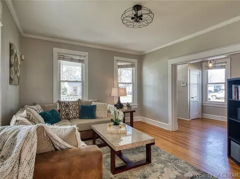 124 Locust Ave, Hampton, VA 23664 photo 7