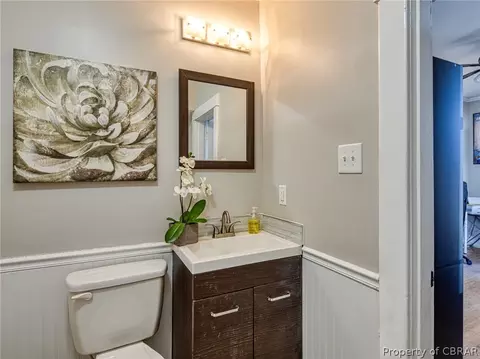 124 Locust Ave, Hampton, VA 23664 photo 9