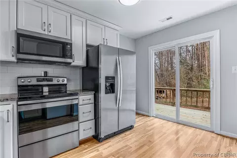 4465 Travis Run, Gloucester, VA 23061 photo 11