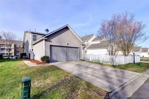 240 Bailey Park Dr, Hampton, VA 23669 photo 33