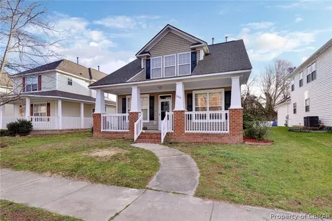 240 Bailey Park Dr, Hampton, VA 23669 photo 2