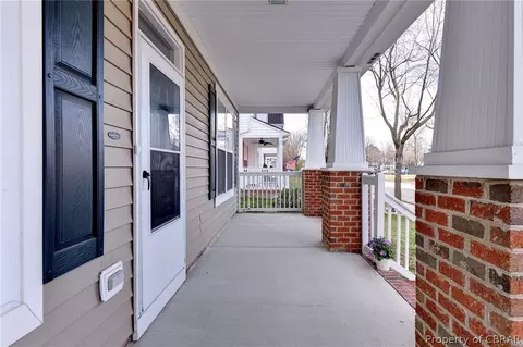 240 Bailey Park Dr, Hampton, VA 23669 photo 5