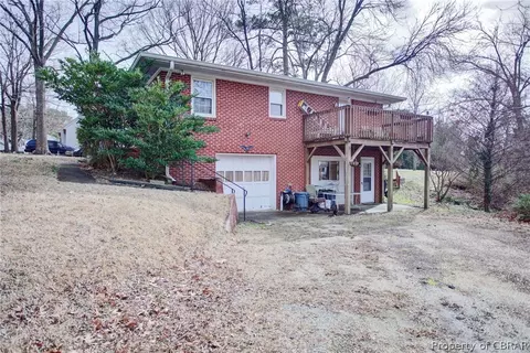 2080 River Rd, Hayes, VA 23072 photo 3