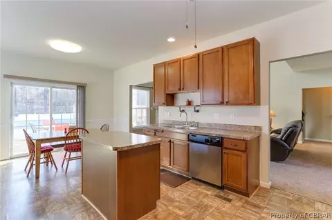 6872 Emerson Ln, Hayes, VA 23072 photo 15