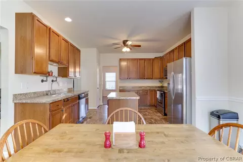 6872 Emerson Ln, Hayes, VA 23072 photo 13