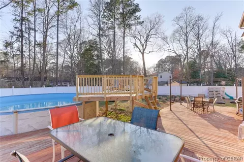 6872 Emerson Ln, Hayes, VA 23072 photo 38