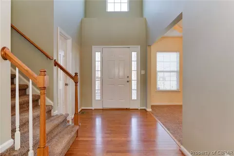 6872 Emerson Ln, Hayes, VA 23072 photo 4