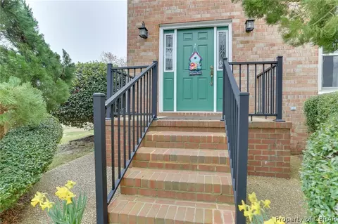 76 Old Meribeth Rd, Hampton, VA 23669 photo 1