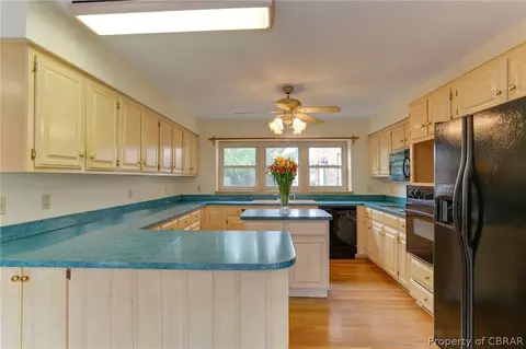 76 Old Meribeth Rd, Hampton, VA 23669 photo 17
