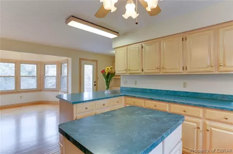 76 Old Meribeth Rd, Hampton, VA 23669 photo 18