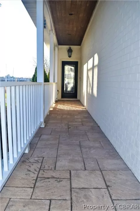17 Bay Front Pl, Hampton, VA 23664 photo 2