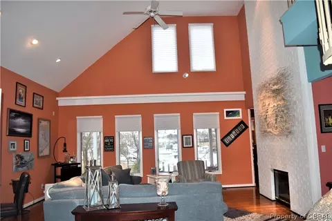 17 Bay Front Pl, Hampton, VA 23664 photo 6