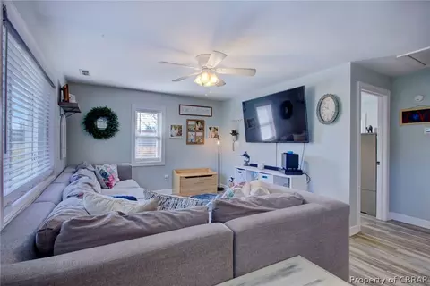 7592 Crab Thicket Rd, Gloucester, VA 23061 photo 4