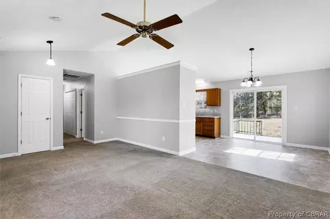 6143 Allmondsville Rd, Gloucester, VA 23061 photo 9