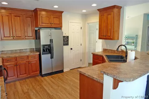 6395 Bolling Brook Ln, Gloucester, VA 23061 photo 14