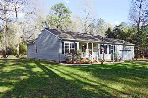 6395 Bolling Brook Ln, Gloucester, VA 23061 photo 3