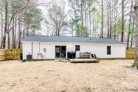 8102 Kitchener Dr, Gloucester, VA 23061 photo 30