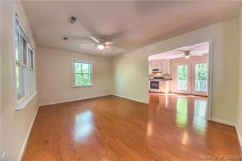 22 Burning Tree Rd, Hartfield, VA 23071 photo 9
