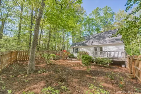 22 Burning Tree Rd, Hartfield, VA 23071 photo 25