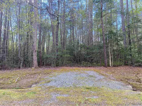 41 Talon Ct, Lancaster, VA 22503